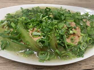 Click image for larger version  Name:	bầu dồn tôm thịt.jpg Views:	0 Size:	274.0 KB ID:	23963