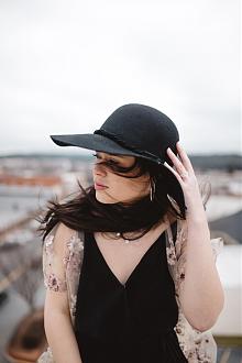 Click image for larger version  Name:	photo-1515951745245-bf86d50b2e80?ixlib=rb-1.2.1&amp;ixid=MnwxMjA3fDB8MHxwaG90by1wYWdlfHx8fGVufDB8fHx8&amp;auto=format&amp;fit=crop&amp;w=1000&amp;q=80.jpg Views:	0 Size:	74.7 KB ID:	24879