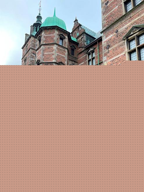 Click image for larger version  Name:	20_IMG_1377-Rosenborg.jpg Views:	0 Size:	331.0 KB ID:	28017